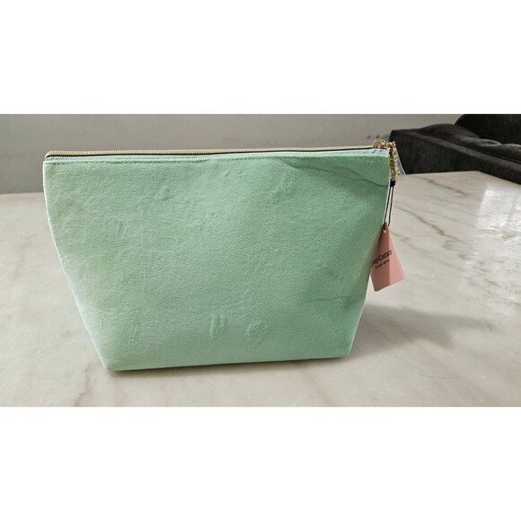 NWT Authentic Juicy Couture Travel Cosmetic Bag Women's Green Bag with Bottle - Picture 10 of 11